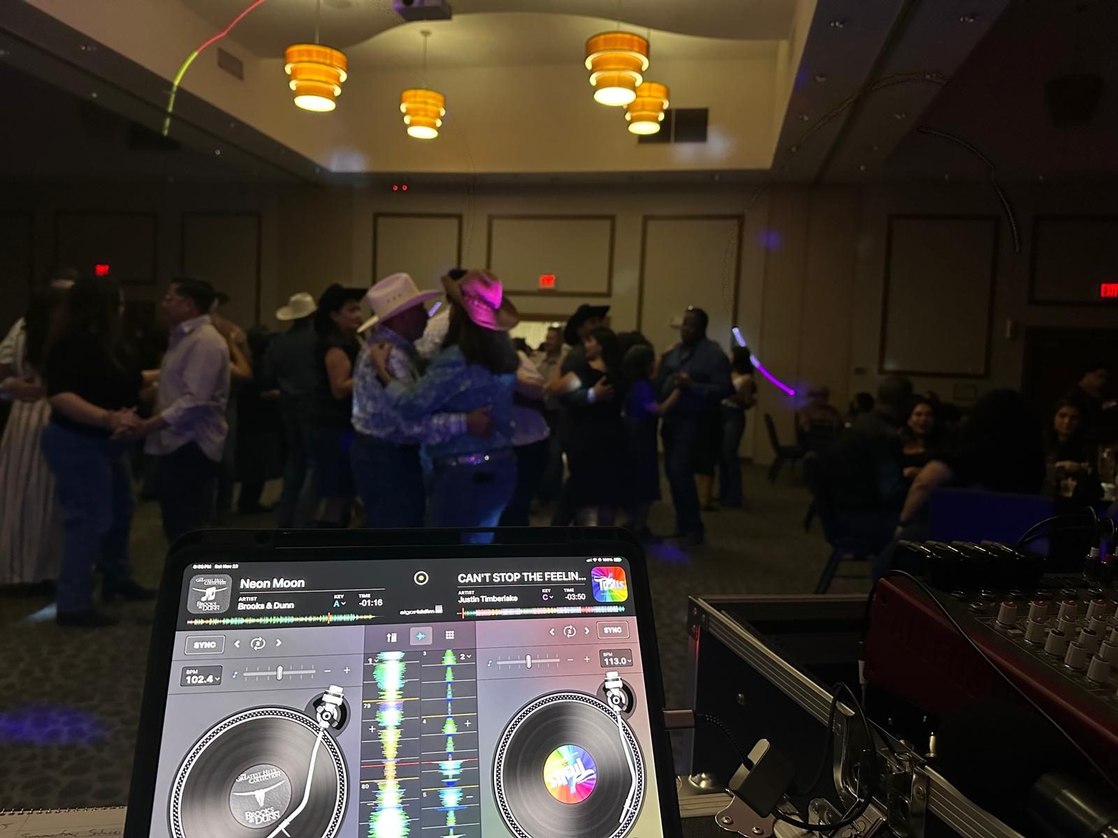 DJ Volts event photo